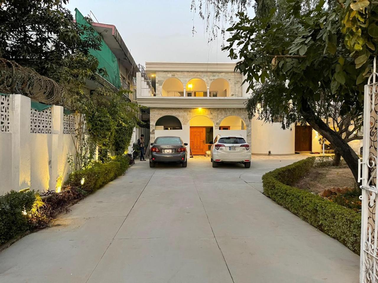 Laca Sa Lodge Opp Canturus Mall Islamabad Eksteriør bilde