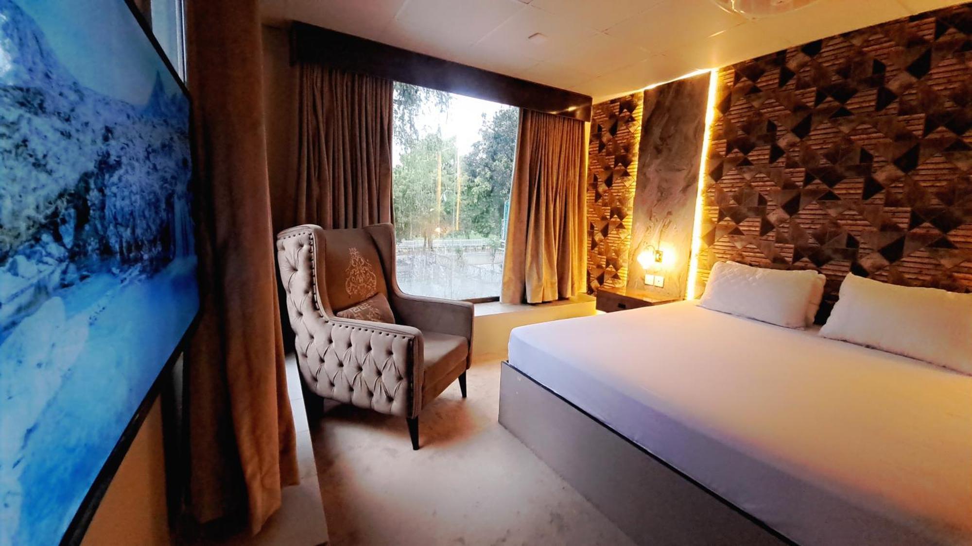 Laca Sa Lodge Opp Canturus Mall Islamabad Eksteriør bilde